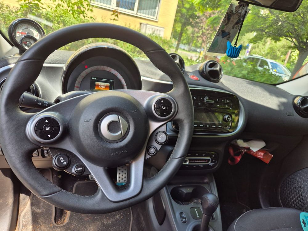 Smart forfour ev szybkie ladowanie