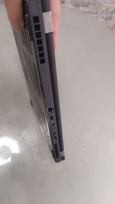 Lenovo ThinkPad P52 – i7-8850H, 16 ГБ RAM, Quadro P1000, SSD 704 GB