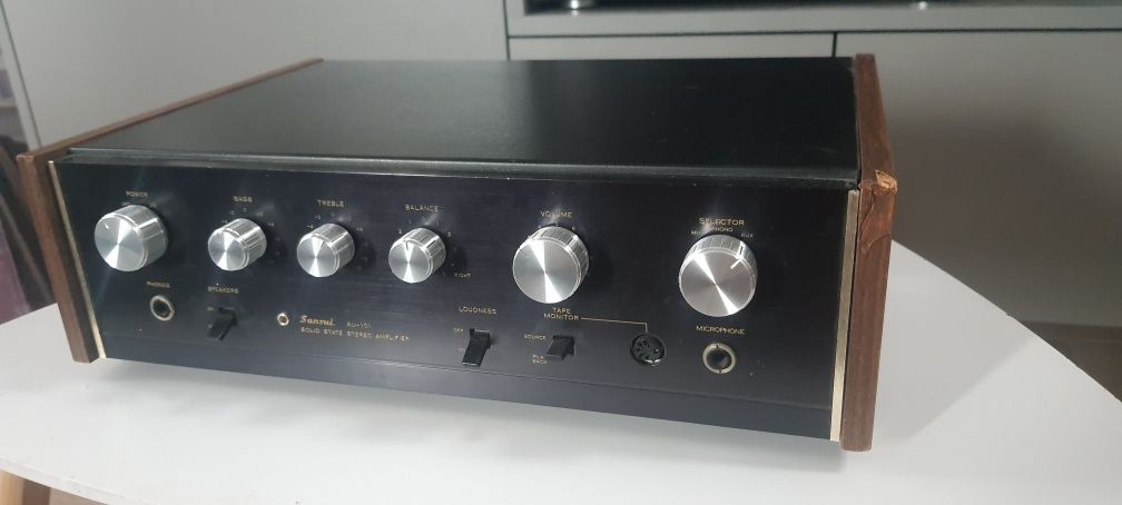 Wzmacniacz Sansui AU-101