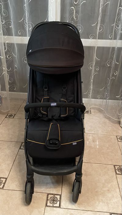 Прогулянковий візок Chicco