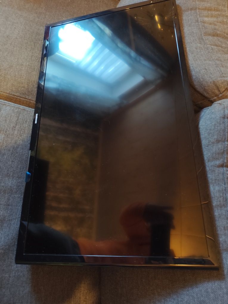 Telewizor/monitor SAMSUNG LED UE32J4000