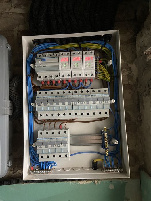 Послуги Електрика