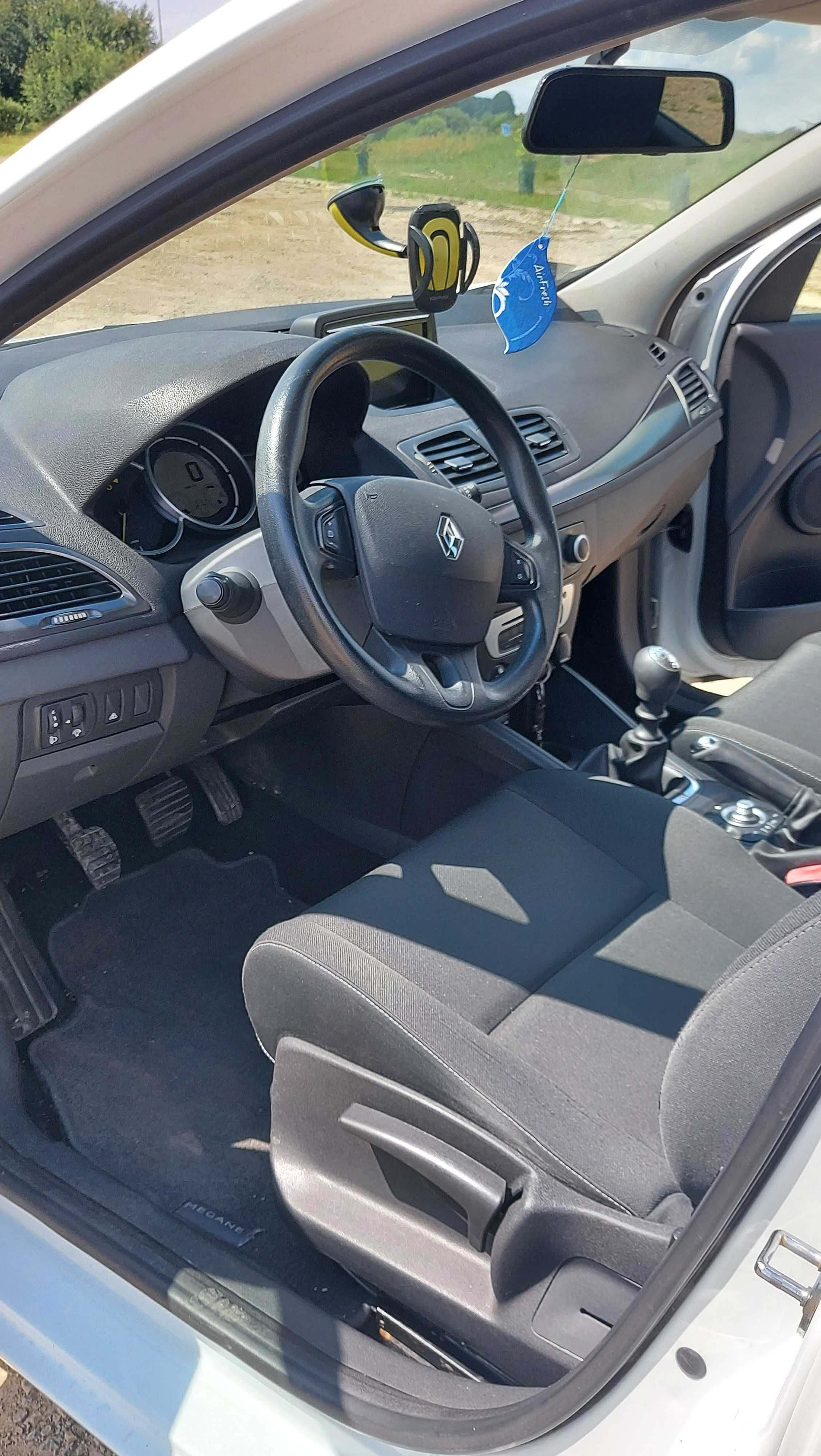 RENAULT MEGANE III lift 2014r. 1,5D 95KM