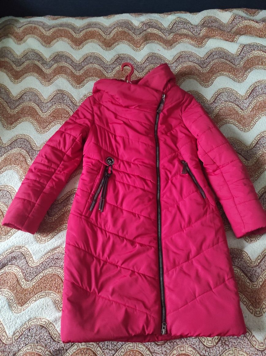 Зимове червоне пальто - розмір 48