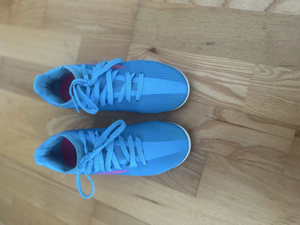 Korki ADIDAS  buty do piłki rozmiar 34