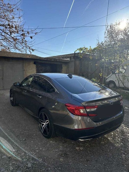 Honda Accord 2021 2.0 гібрид HEV авто зАмерики Продаж авто акорд хонда