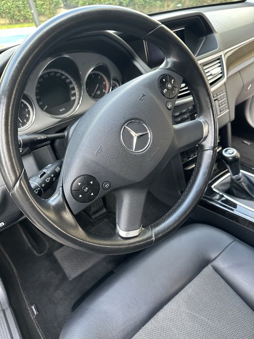 Mercedes-Benz E250 CDI | Station | Avantgard