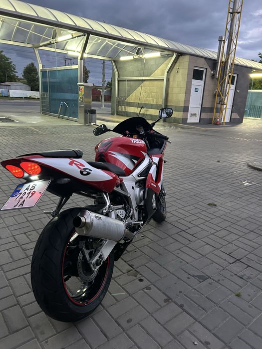 Yamaha R6 у відміному стані