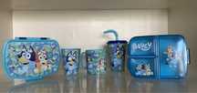 Caneca Bluey e lancheira/sanducheira