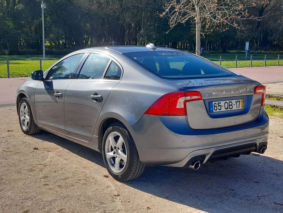 Volvo S60 2.0 D2 Momentum Drive Geartronic