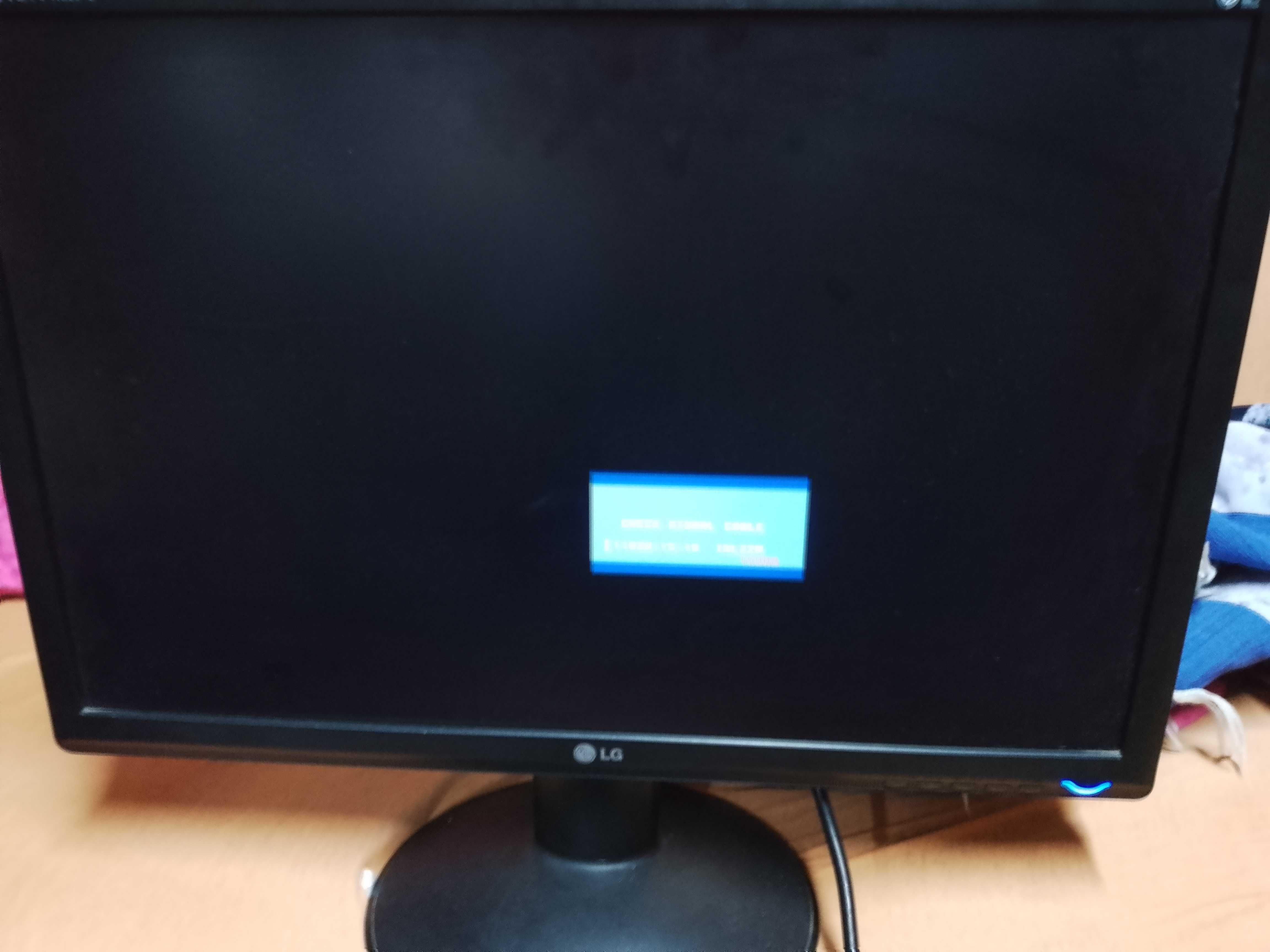 монитор LG FLATRON  W2234S