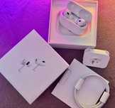 AirPods Pro 2, AirPods 4