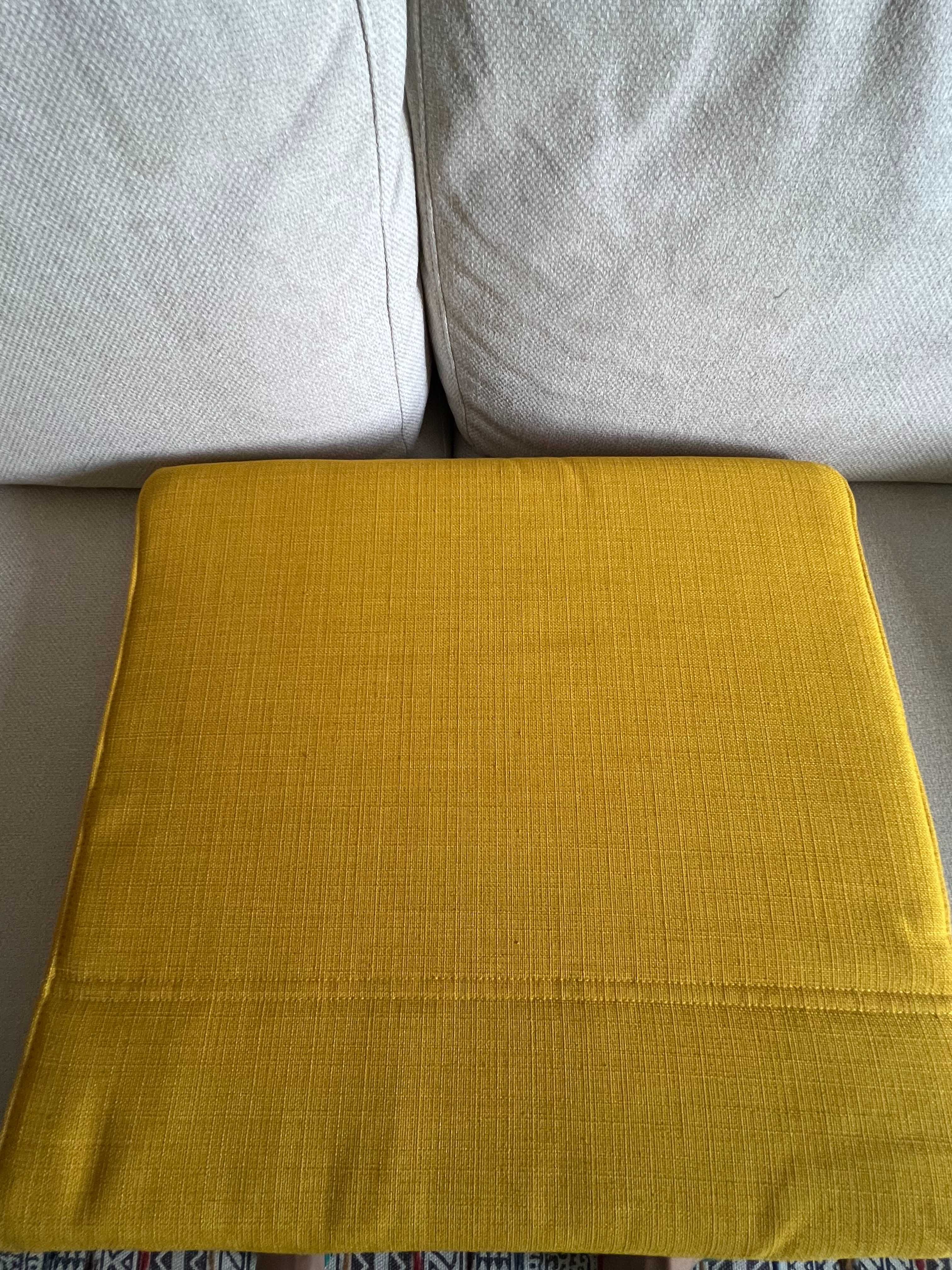IKEA POÂNG almofadas amarelas