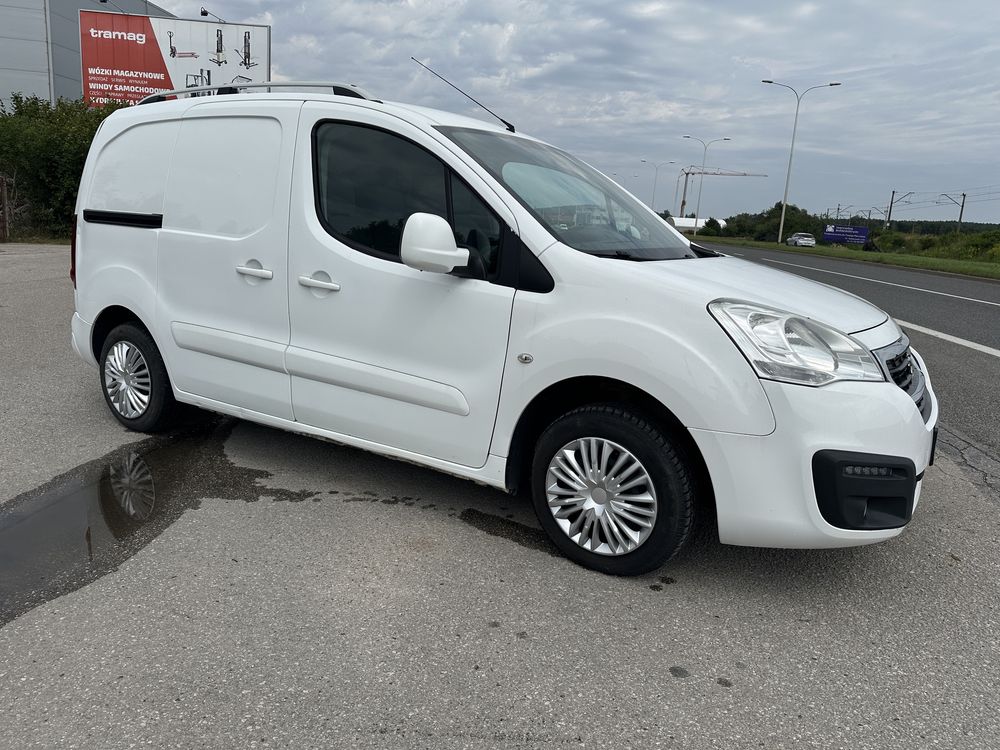 PEUGEOT PARTNER 2015/16 1.6 hdi 90km originalny przbieg  klima