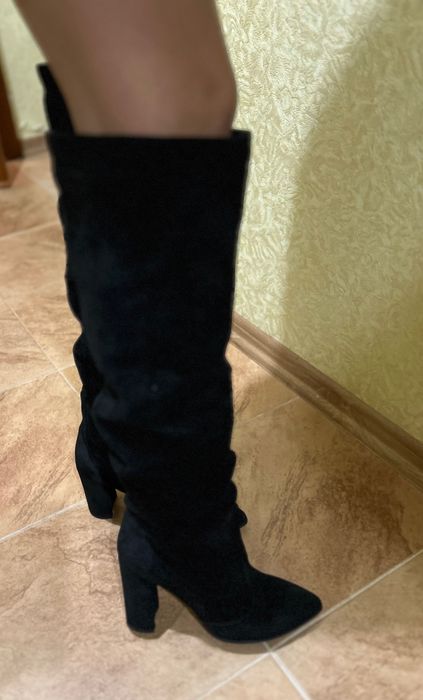 Чоботи жіночі з натуральної замші