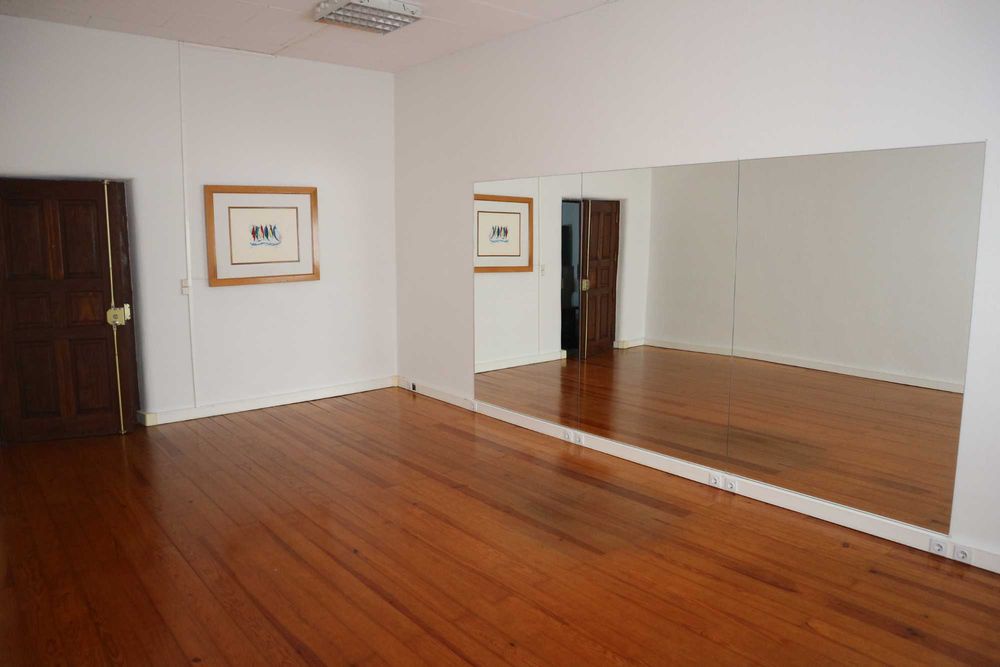 Sala-Estúdio multiusos com 30m2, aluguer à hora/dia/mês