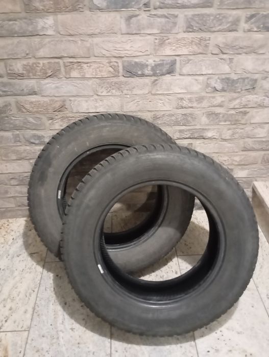 Opony zimowe 215/65 R16 Hankook
