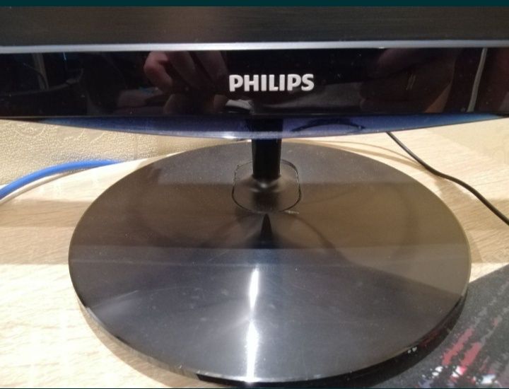 Монитор   PHILPS