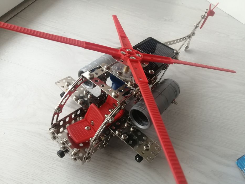 Brinquedo Eitech Construction Solar 73. Como novo