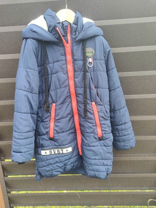 Куртка на девочку размер 116 см