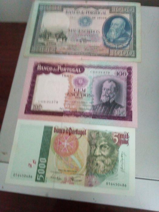 Notas de Escudos Antigas