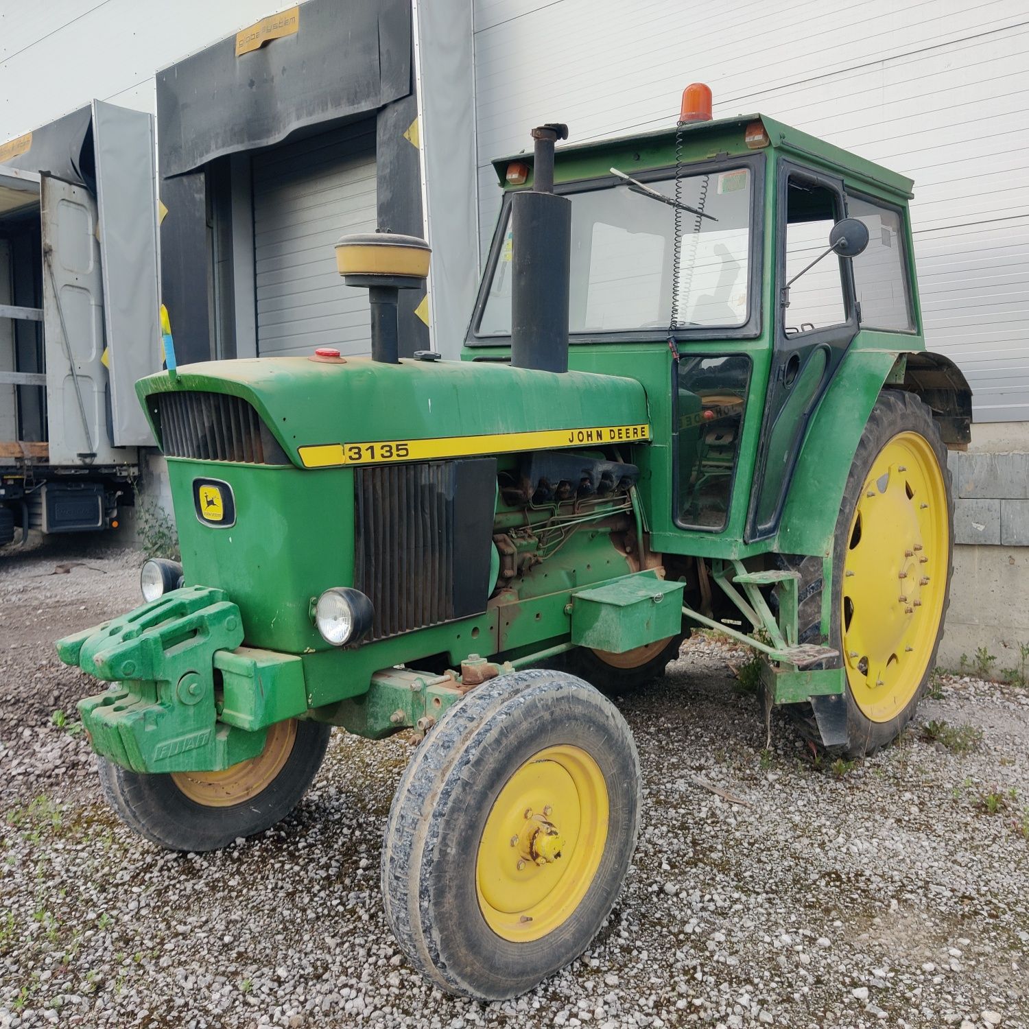 Traktor John Deere 3130 wspomag.6cyl