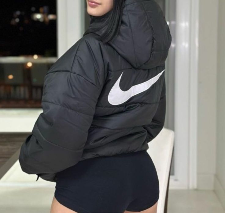 Kurtka Nike Damska Zimowa Sportswear rozm m