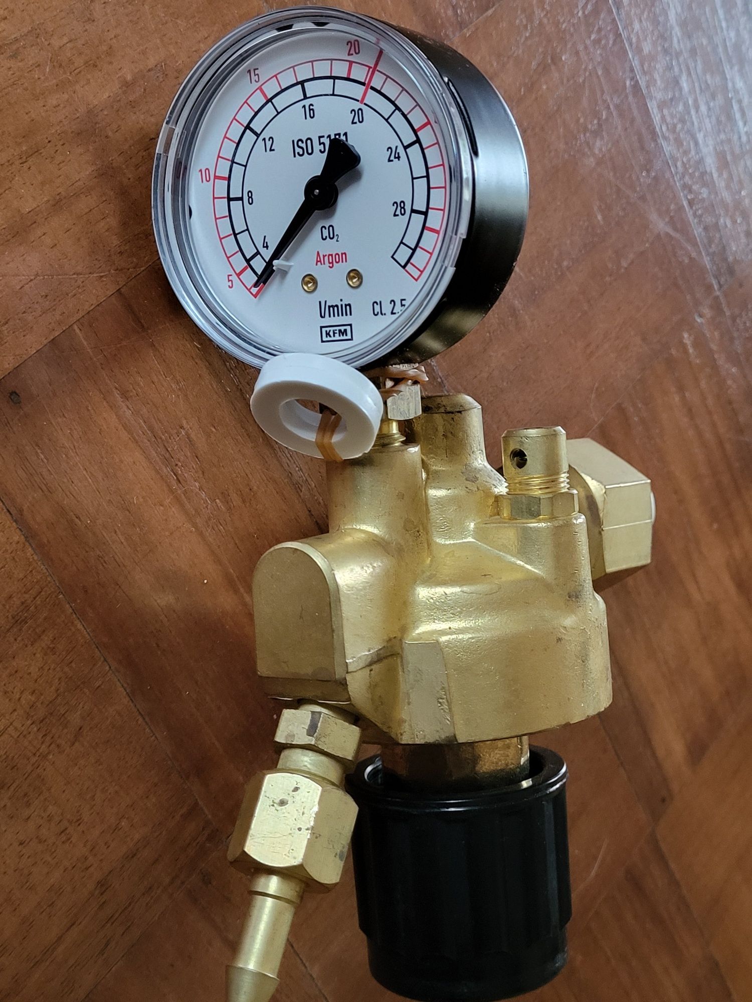 Reduktor CO2 i Argon firmy Perun