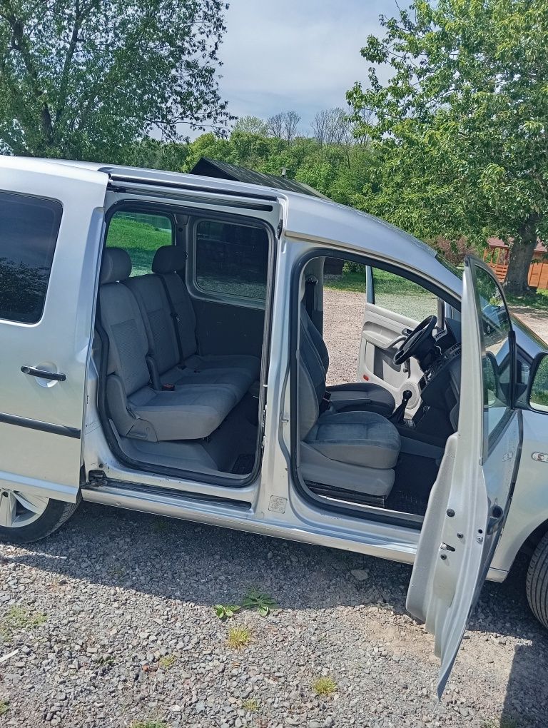 VW Caddy ładny stan 2.0sdi