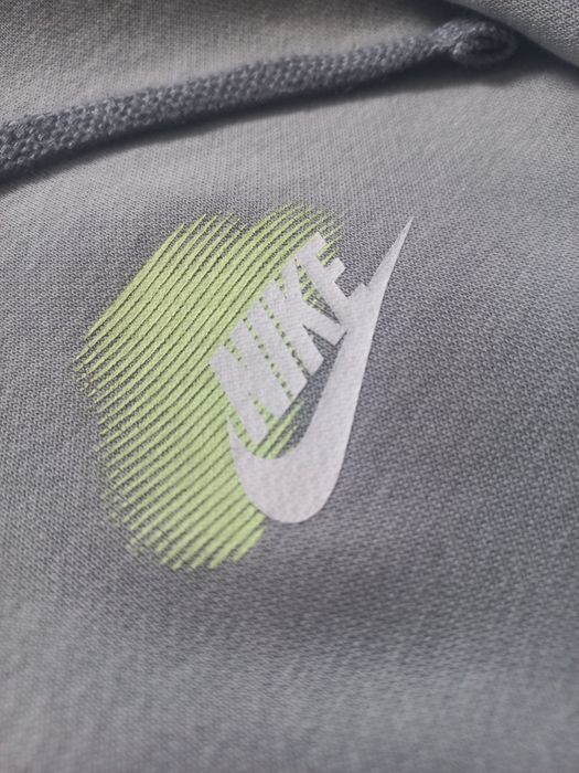 Nike Sportswear Standard Issue