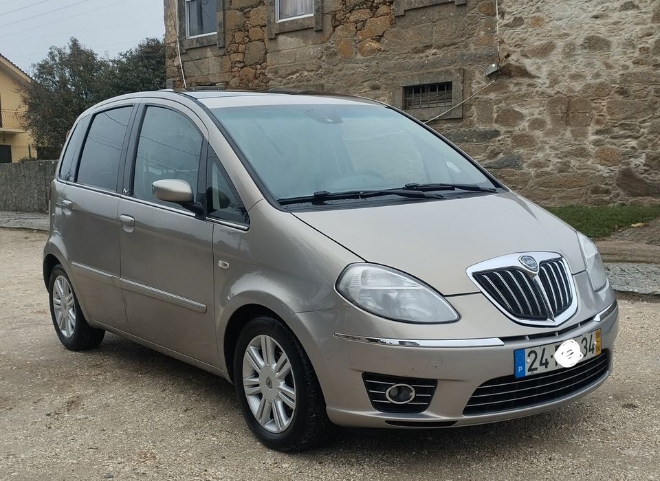 Lancia Musa 1.3 Multject Ver fotos  Ano 2008