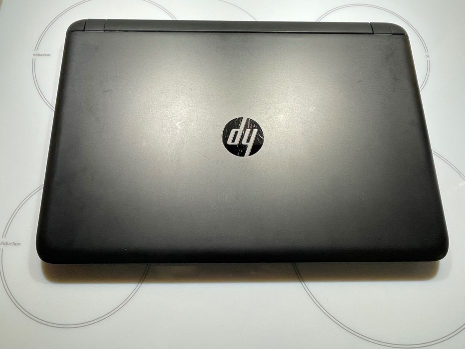 Laptop HP 15-ak077nw