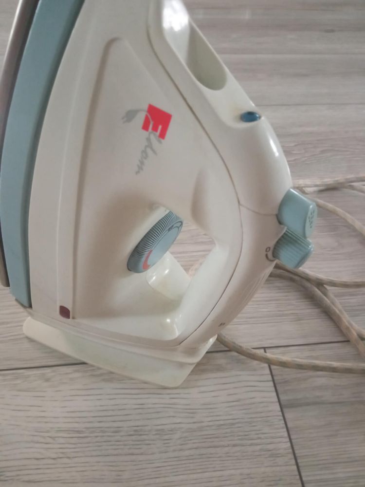 Żelazko Eldom 1200W
