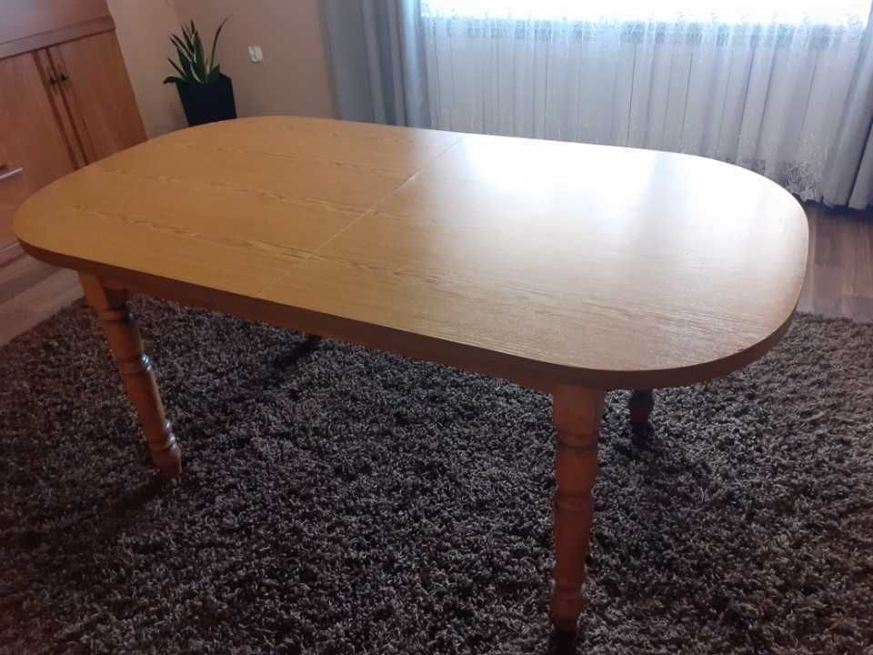 stół pokojowy do salonu