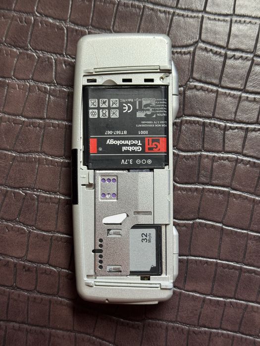 Nokia 9300 PL oryginalna ładowarka, karta