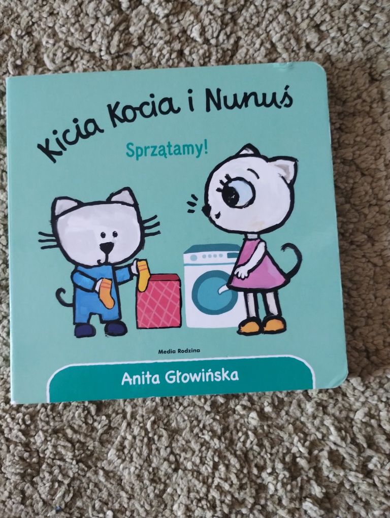 Kicia kocia sprzatamy