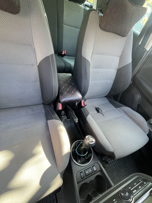 Skoda Fabia 2008 г 1.4 бензин