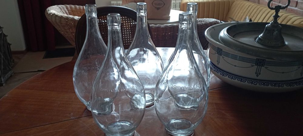 Butelki gąsiorki gąsior na wino karafka na wino wazon