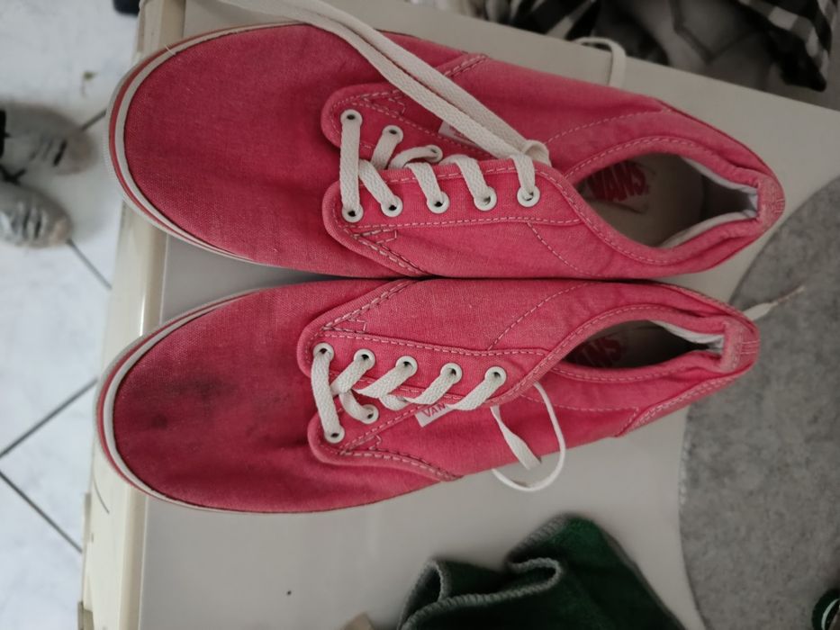 Trampki damskie z wada