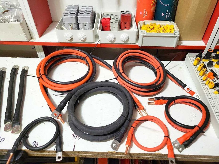 Комплект 3 кабелі гібридного інвертора 4AWG, 25 кв.мм + перемичка