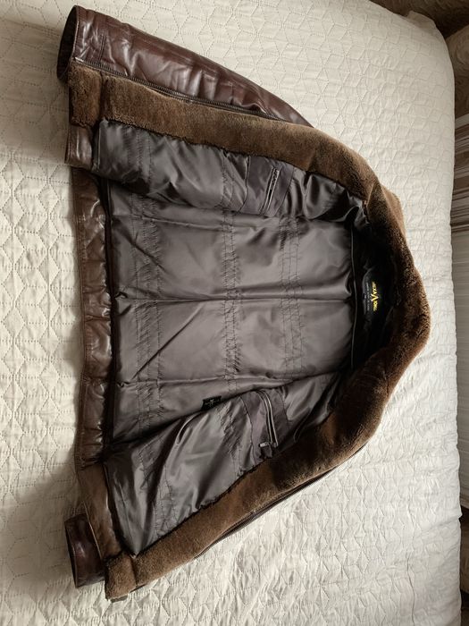 Чоловіча зимова куртка шкіряна