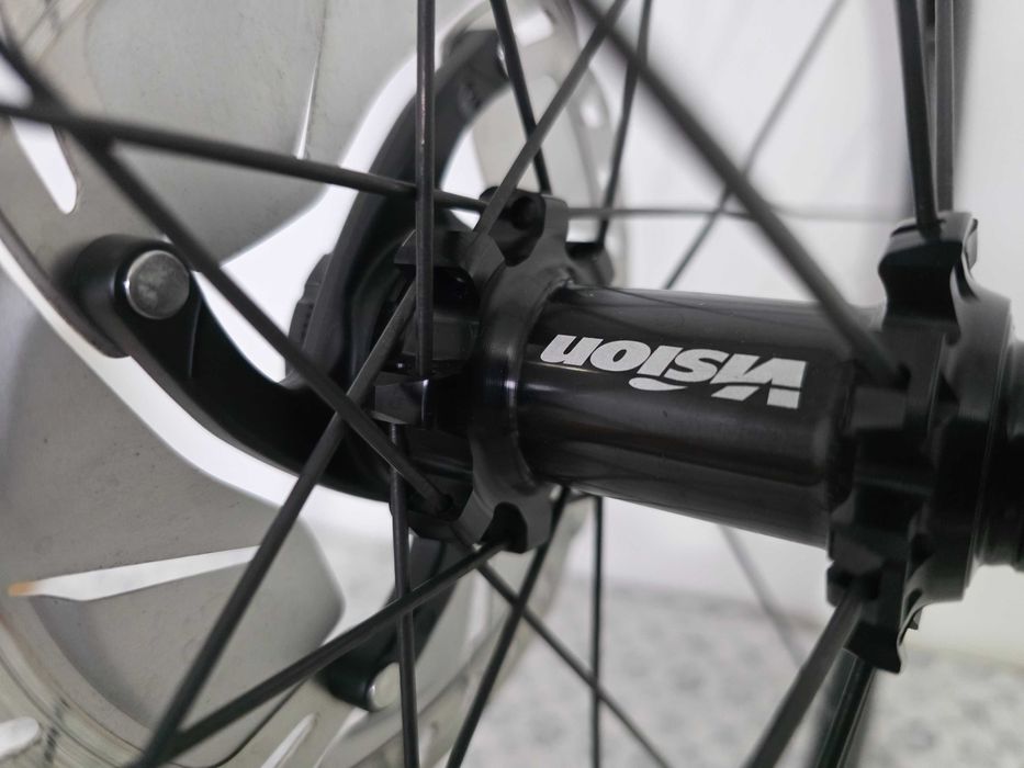 À venda: Rodas VISION Team 35 Disc