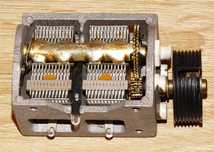 Kondensator strojeniowy powietrzny nastawny 2 x 14-436 pF ZSRR RETRO
