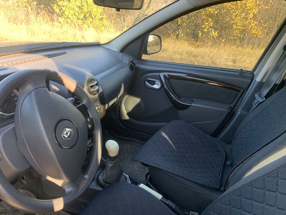 Продам автимобіль Рено Дастер.