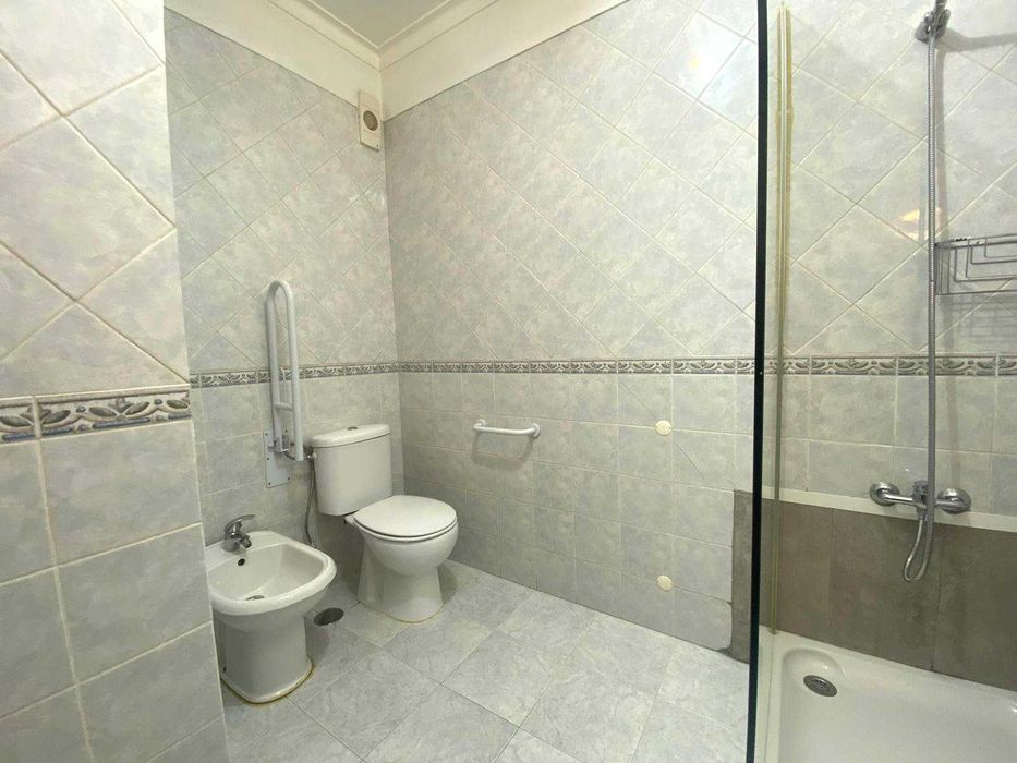 Arrenda-se Apartamento T1 no Vale das Flores, Coimbra