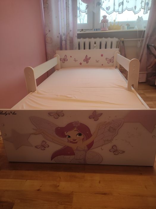 Meble łóżko dziecięce dziewczynka i szafa