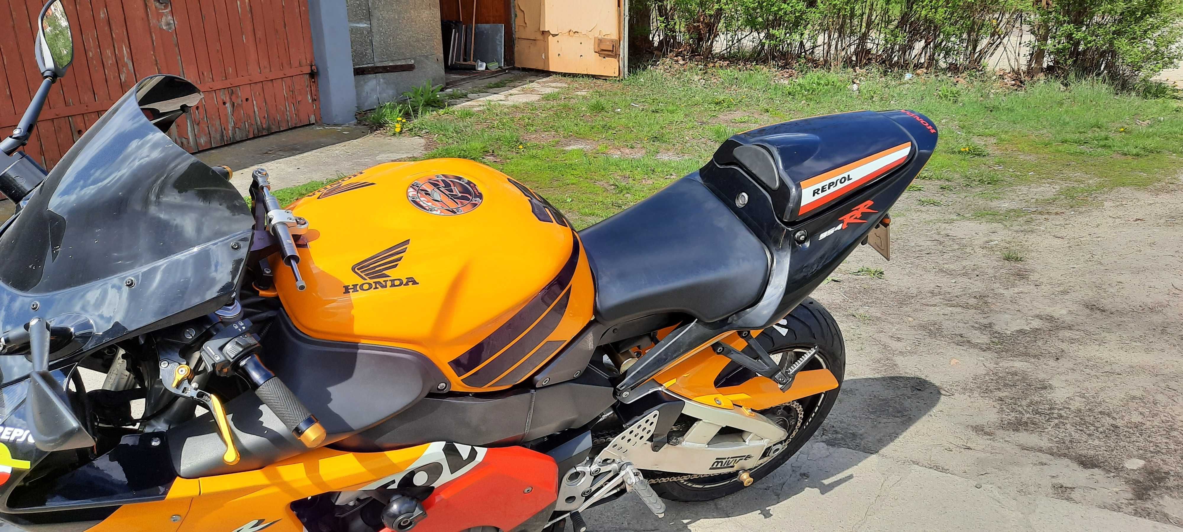 Honda CBR 954 Repsol