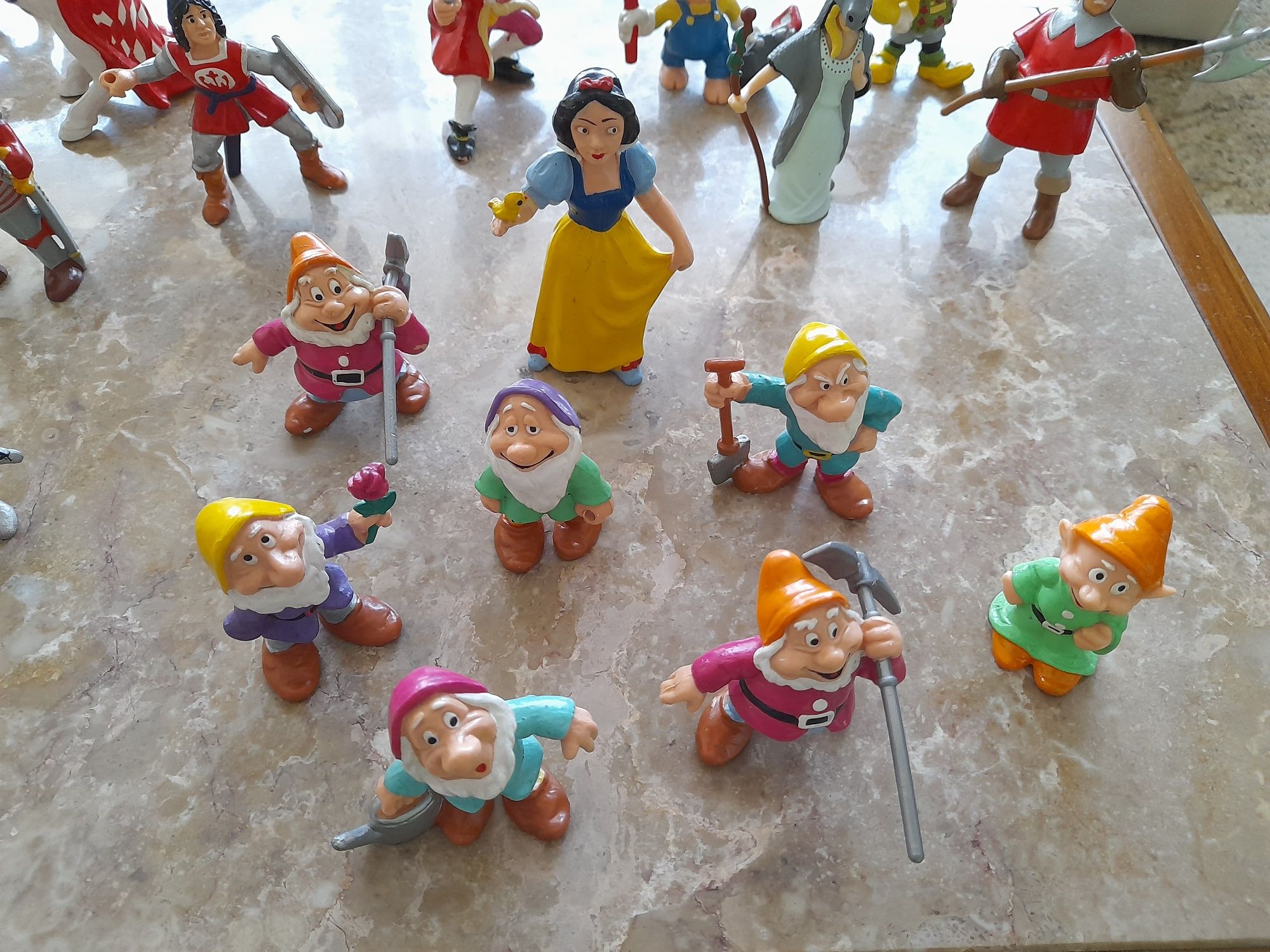 Bullyland Disney Cavaleiros Branca de Neve Mickey figuras