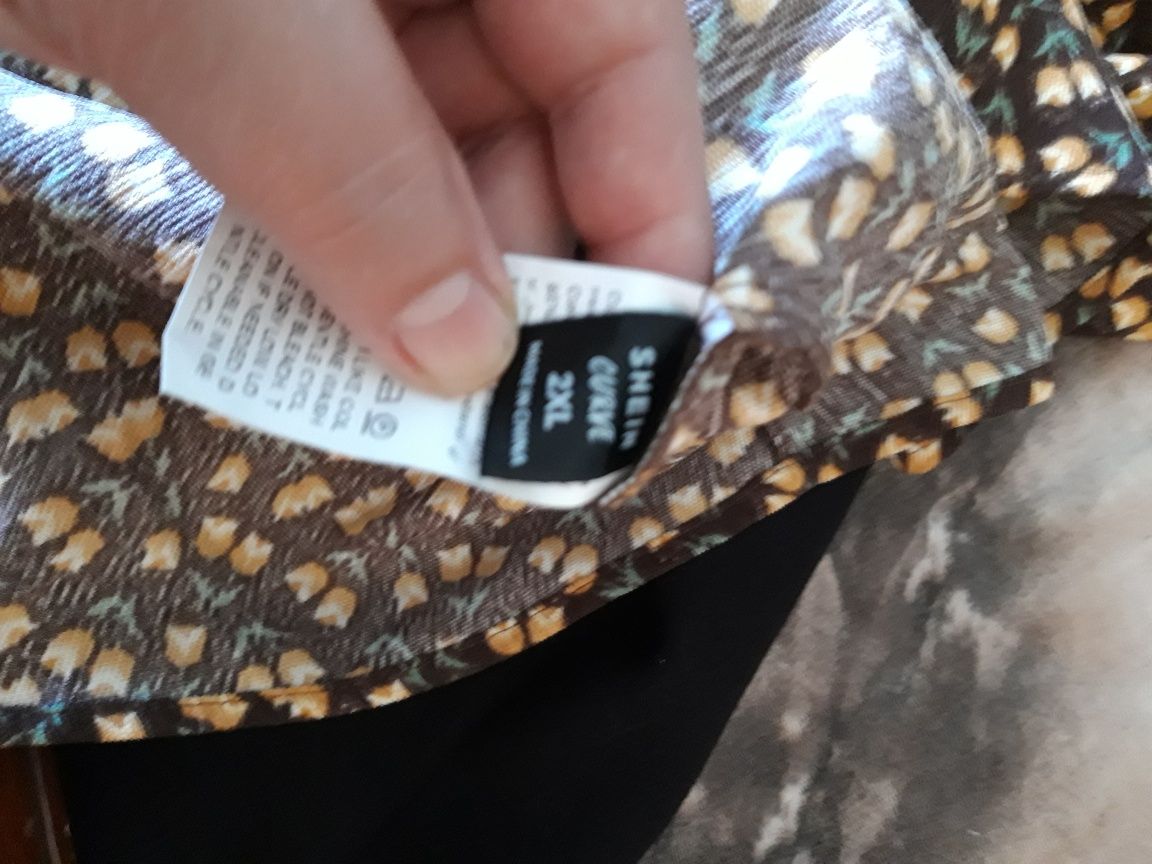 Urocza dłuższa sukienka bufiaste rękawy rozmiar 44/46/48  4XL  Shein