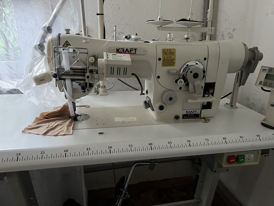 Zyg-zak Kraft KF-2284D z pullerem – profesjonalna maszyna przemysłowa